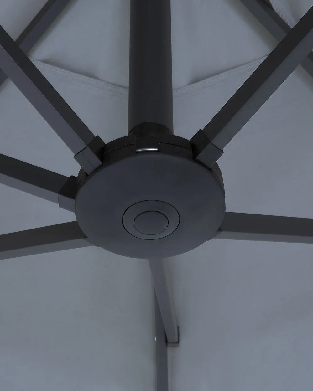 Parasol de jardin 460 cm Gris